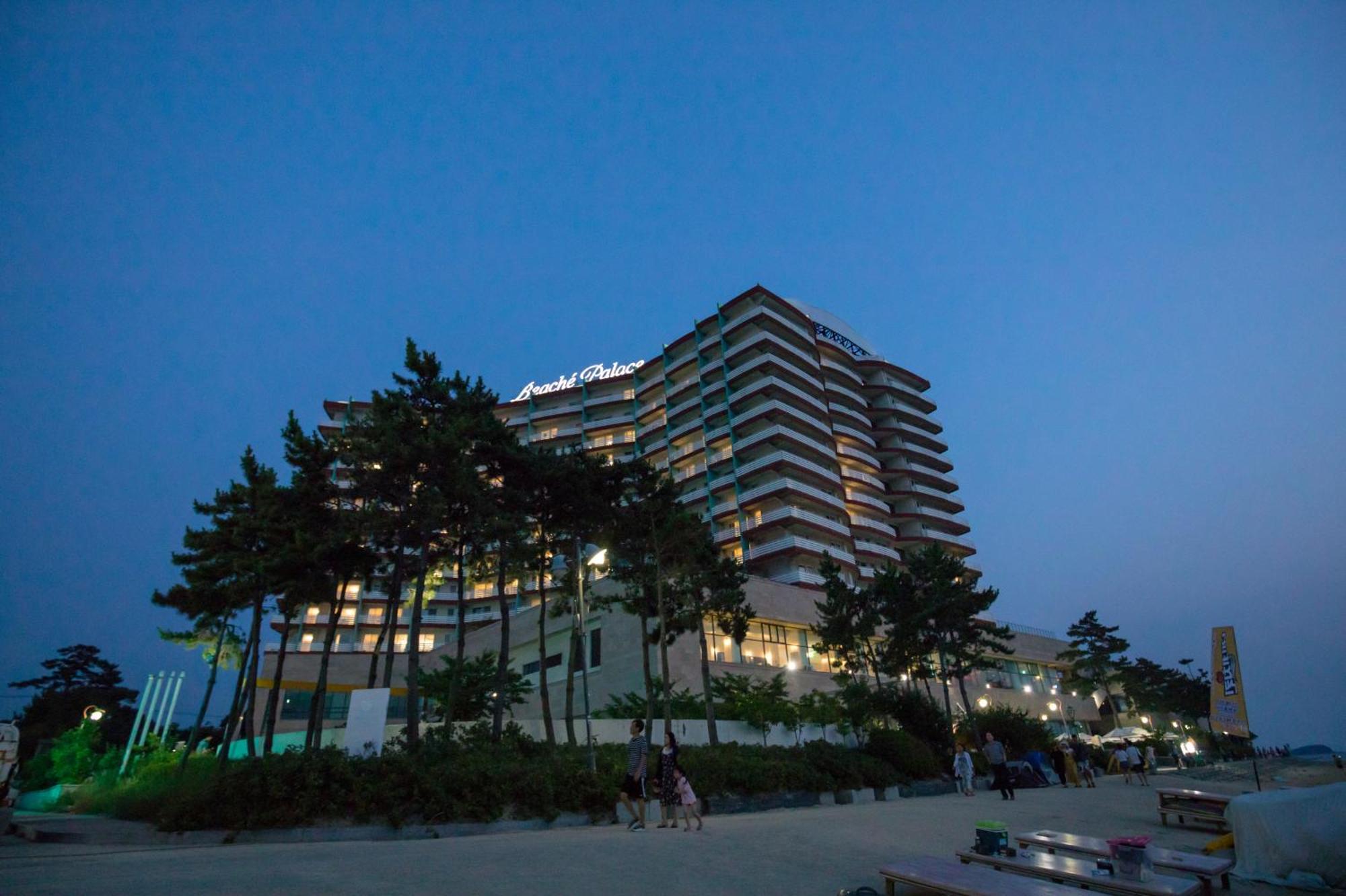 Beache Palace Boryeong Bagian luar foto